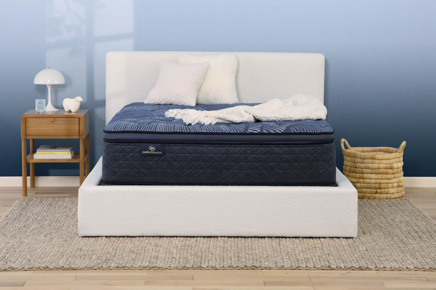 Serta Perfect Sleeper Bengal Bay Plush Pillow Top Mattress 15" image number 0