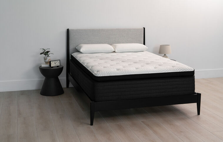 Sleepworld Express 15.5" Innerspring Pillow Top Mattress image number 2
