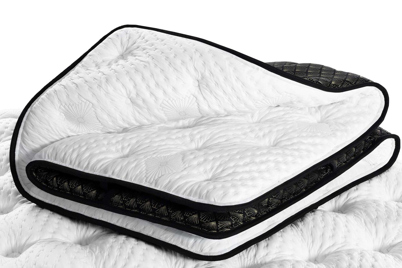 Aireloom Bay Preferred Luxury Pad image number 0