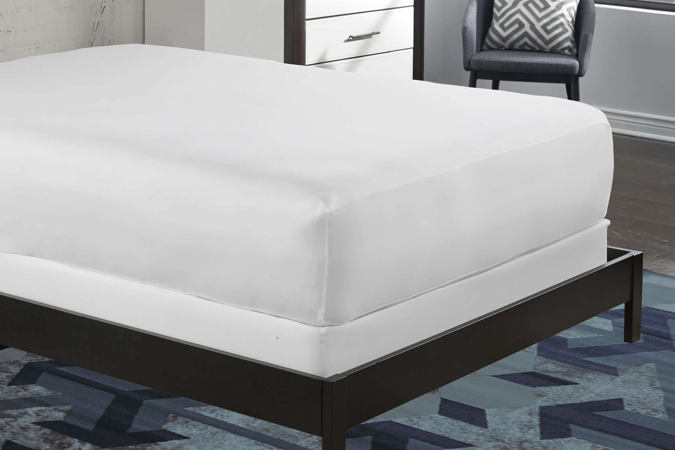 Purecare Frio Cooling 5-Sided Mattress Protector image number 1