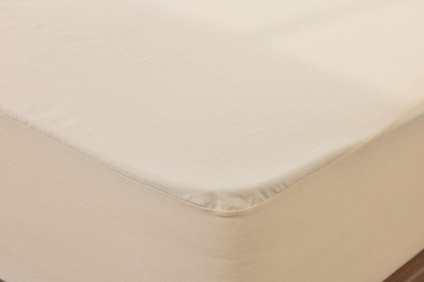 Avocado Organic Waterproof Mattress Protector image number 4