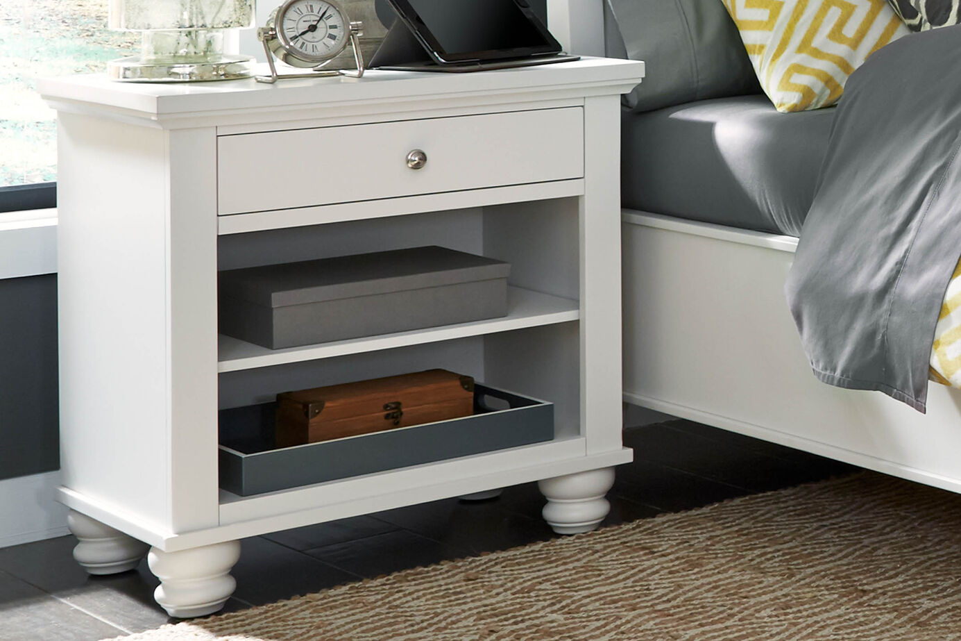 Aspen Home Cambridge 1 Drawer Nightstand image number 0