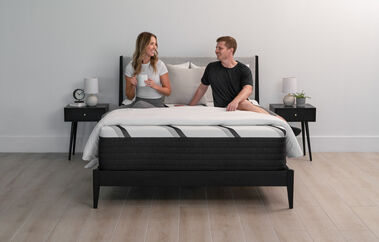 Sleepworld Express 13" Hybrid Luxury Firm Mattress