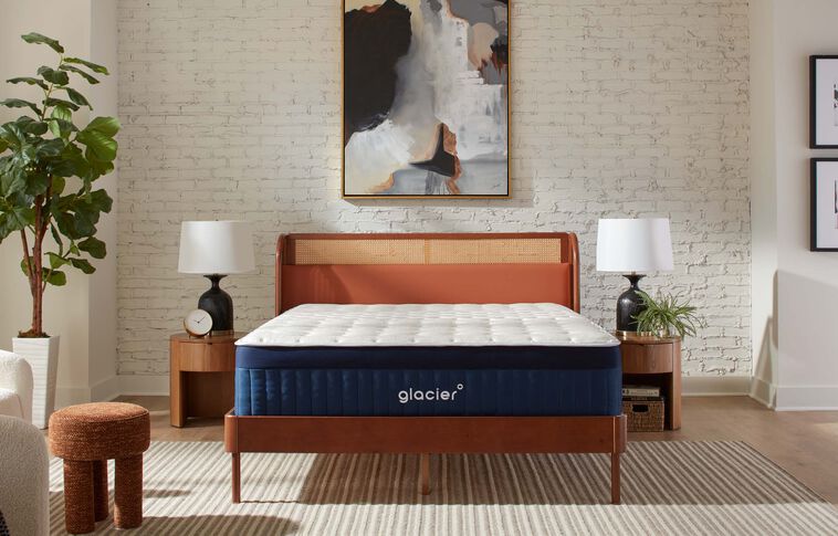 Glacier Summit Hybrid Medium Pillow Top Mattress 13" image number 2