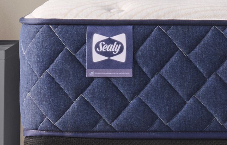 Sealy Posturepedic Truett Soft Mattress 12.5" image number 4