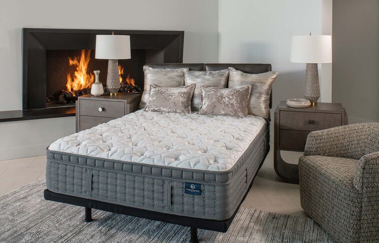 King Koil Modern Luxury Nova Medium Euro-Top Mattress 14.25" image number 2