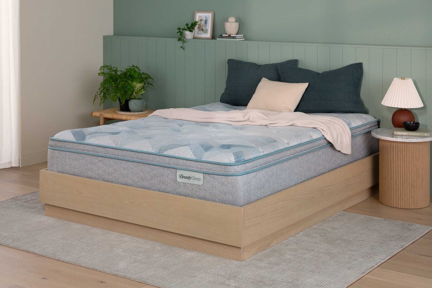 BeautySleep Dream Weaver  Medium Pillow Top Mattress 14.25" image number 0