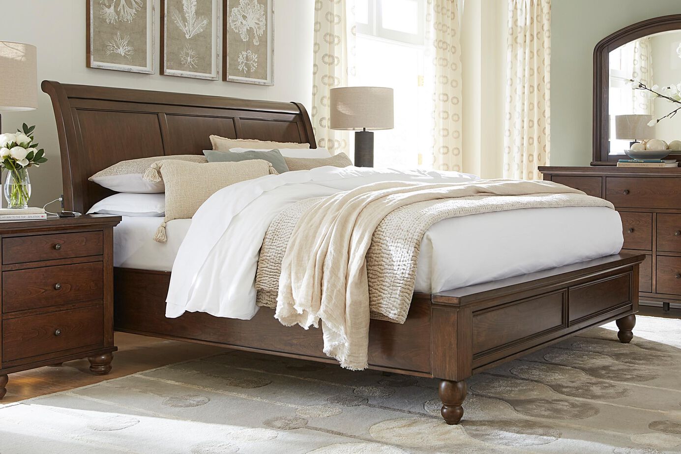 Aspen Home Cambridge Sleigh Bed image number 0