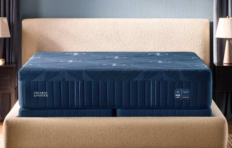 Stearns and Foster Lux Estate II Hybrid Soft Mattress 15" image number 0