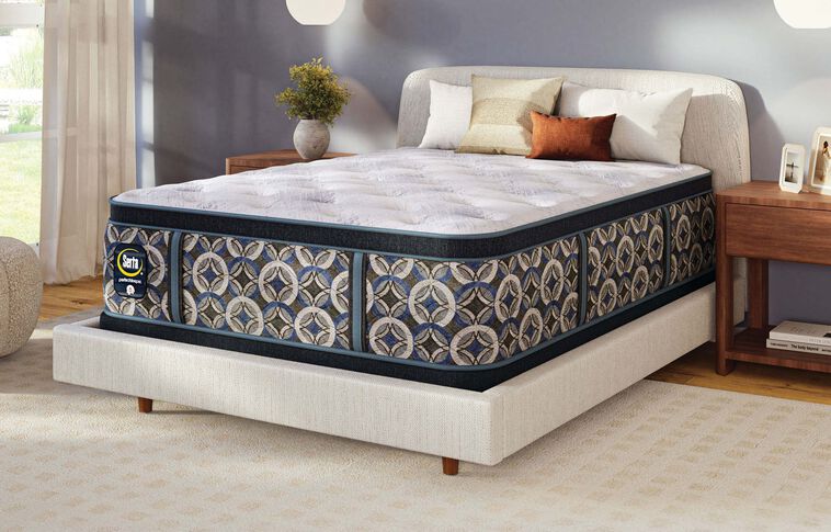 Serta Perfect Sleeper Cascade Range Plush Pillow Top Mattress 15" image number 0