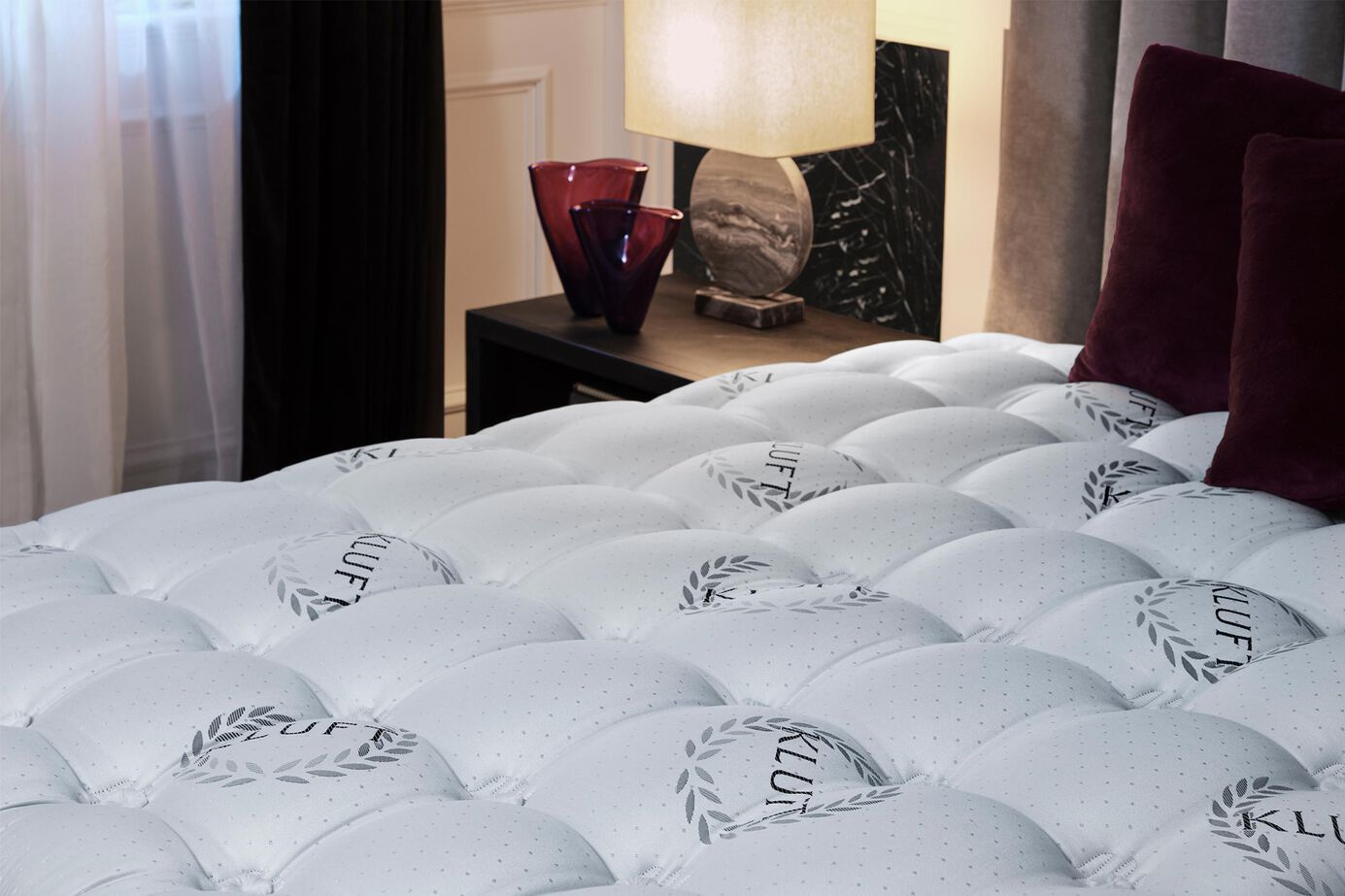 Kluft Regalia Luxury Firm Mattress 13.75" image number 4