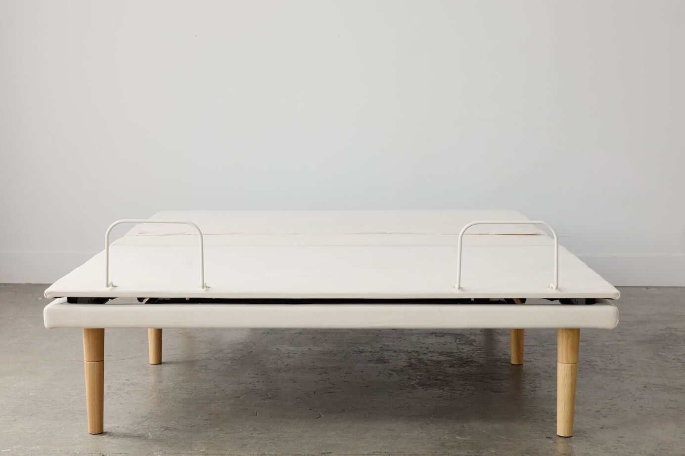 Avocado Eco Adjustable Base image number 3