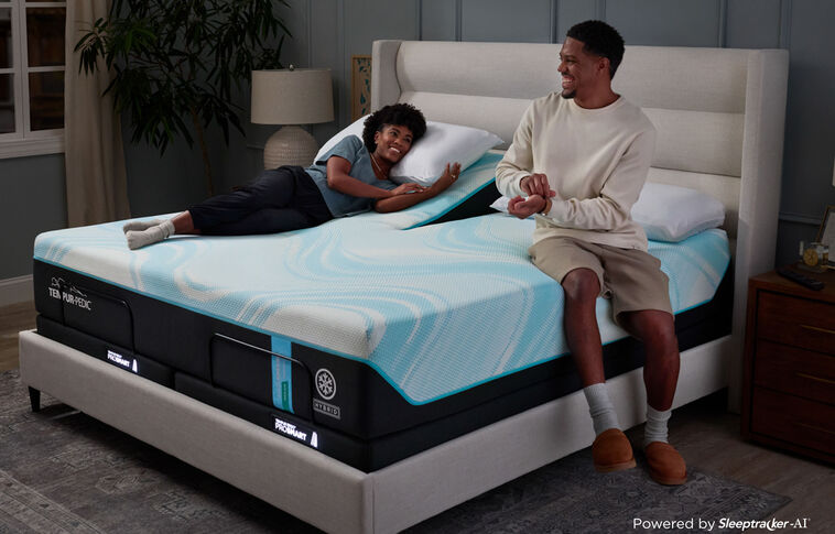 Tempur-Pedic TEMPUR-LuxeBreeze 2.0  Firm Mattress 13" image number 0