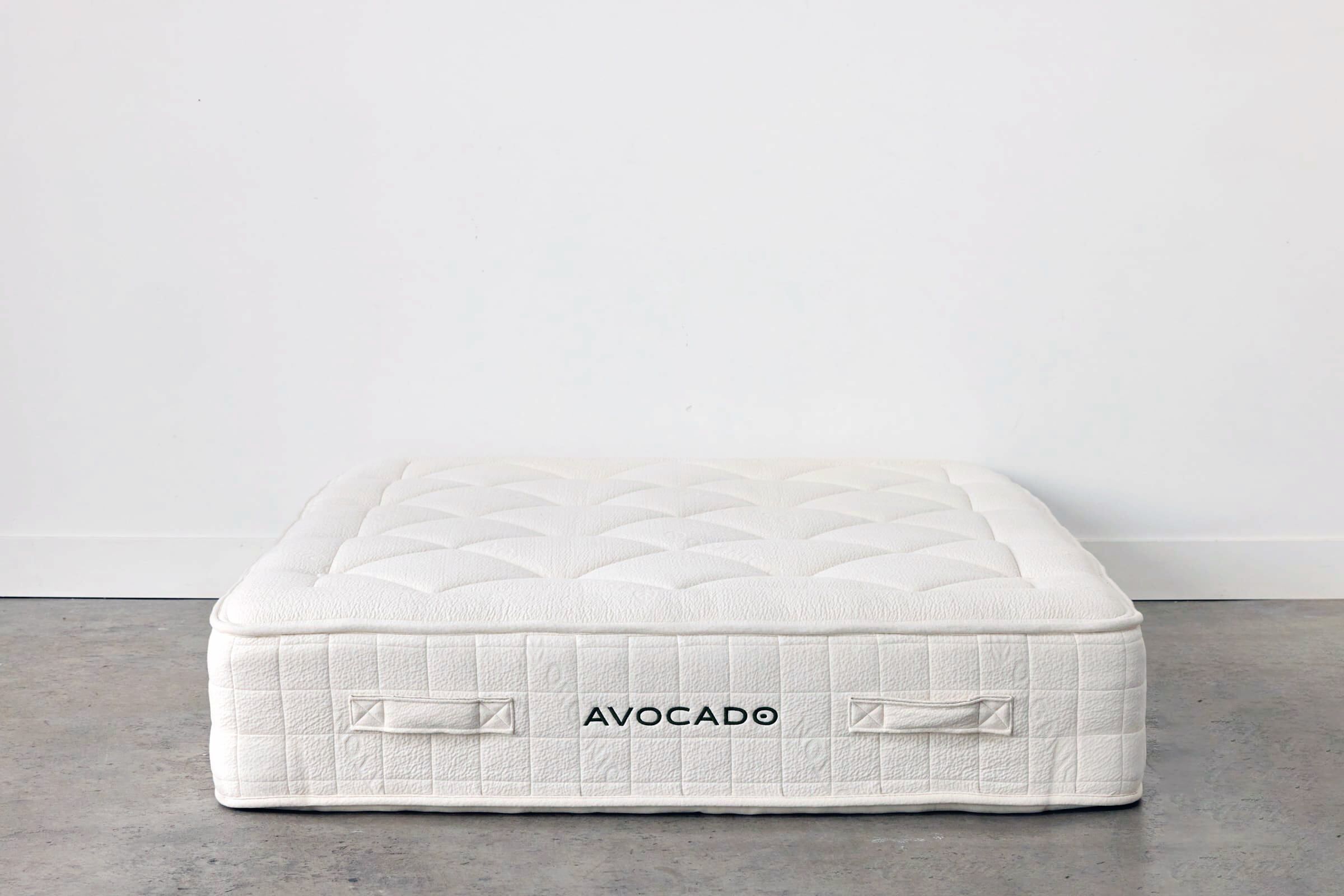 Avocado Luxury Hybrid Medium Mattress - Thumbnail 5