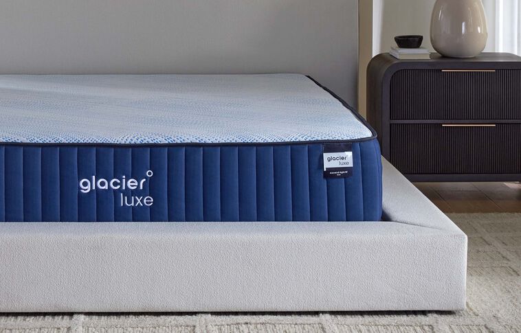 Glacier Luxe Ascend Plush Mattress 13" image number 3