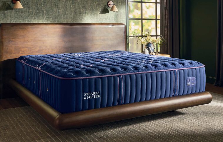 Stearns and Foster Legacy  Medium Mattress 15.5" image number 3