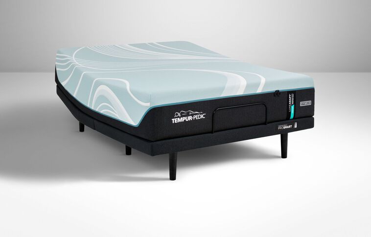 Tempur-Pedic LuxAdapt 2.0  Medium Hybrid Mattress 13" image number 3