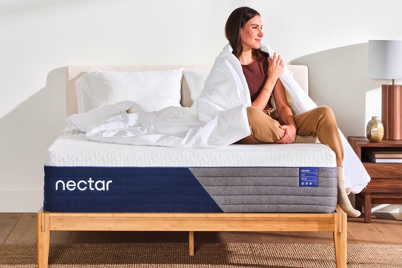 Nectar Luxe Hybrid  Luxury Firm Mattress 14" image number 0