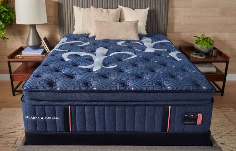 Stearns and Foster Lux Estate Elite Medium Pillow Top Mattress 16" image number 4