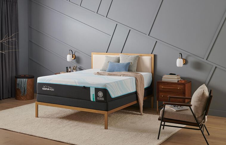 Tempur-Pedic TEMPUR-ProBreeze 2.0 Medium Hybrid Mattress 12" image number 0