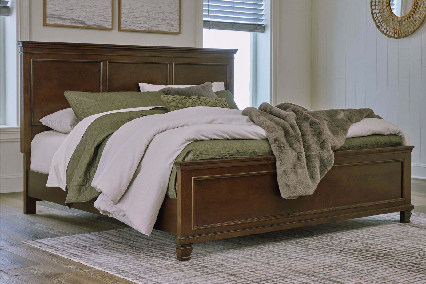 Signature Design Danabrin Panel Bed Complete image number 6