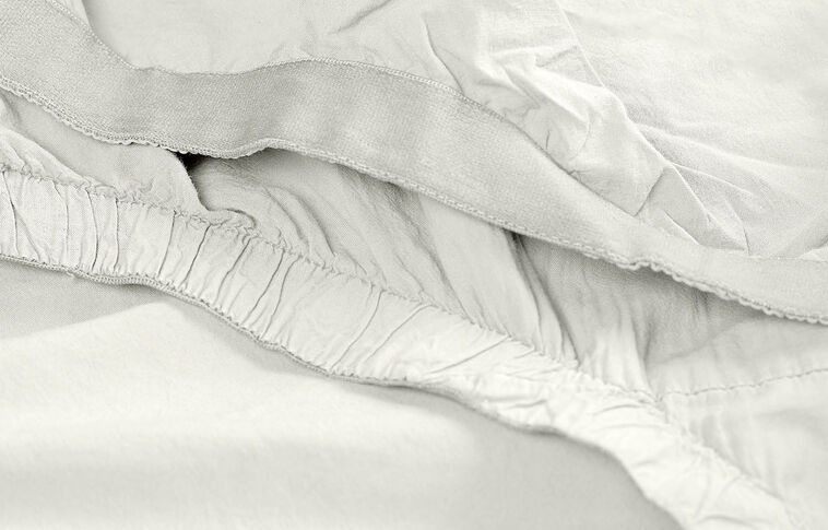 Purecare Dr. Weil Blended Linen Sheet Set image number 2