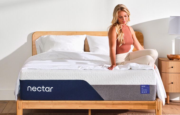Nectar Luxe Memory Foam Luxury Firm Mattress 14" image number 0