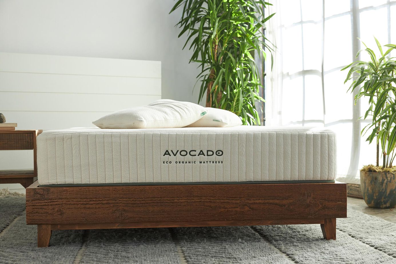 Avocado Eco Organic Medium Mattress 10.25" image number 5