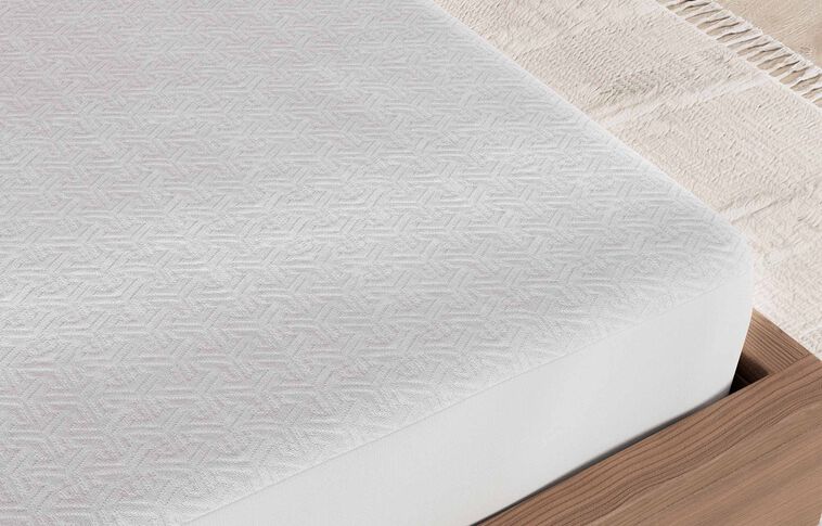 Sleep Partner ZZZ Luxury Chill 5-Sided Mattress Protector image number 2