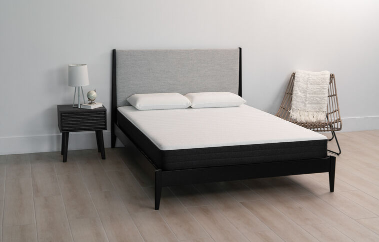 Mancini's California Collection Marina Firm Mattress 8" image number 2