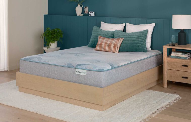 BeautySleep Dream Weaver Hybrid Medium Smooth Top Mattress 11.5" image number 0