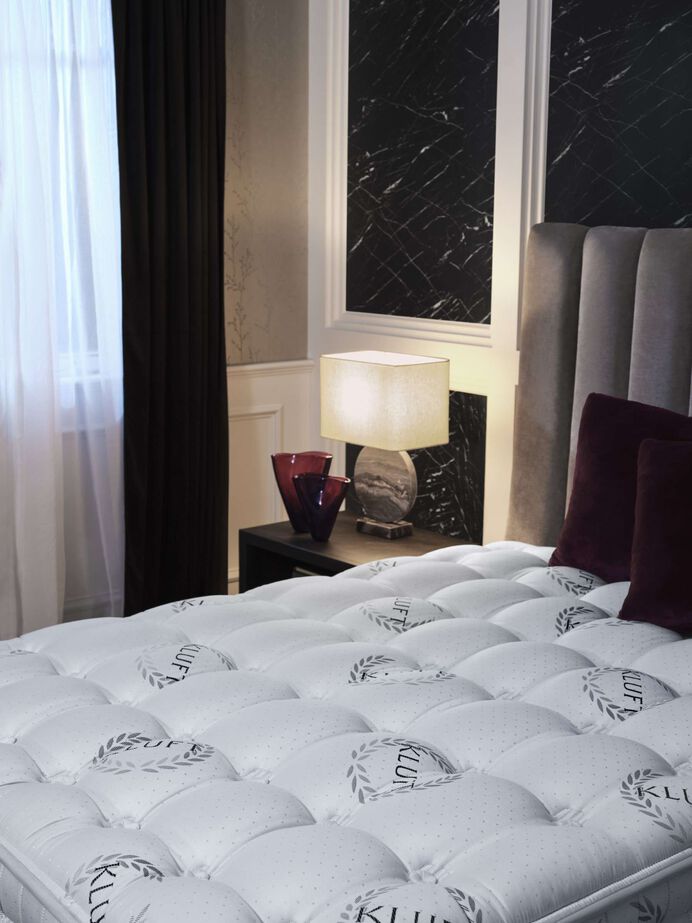 Kluft Regalia  Firm Mattress 13.75" image number 3