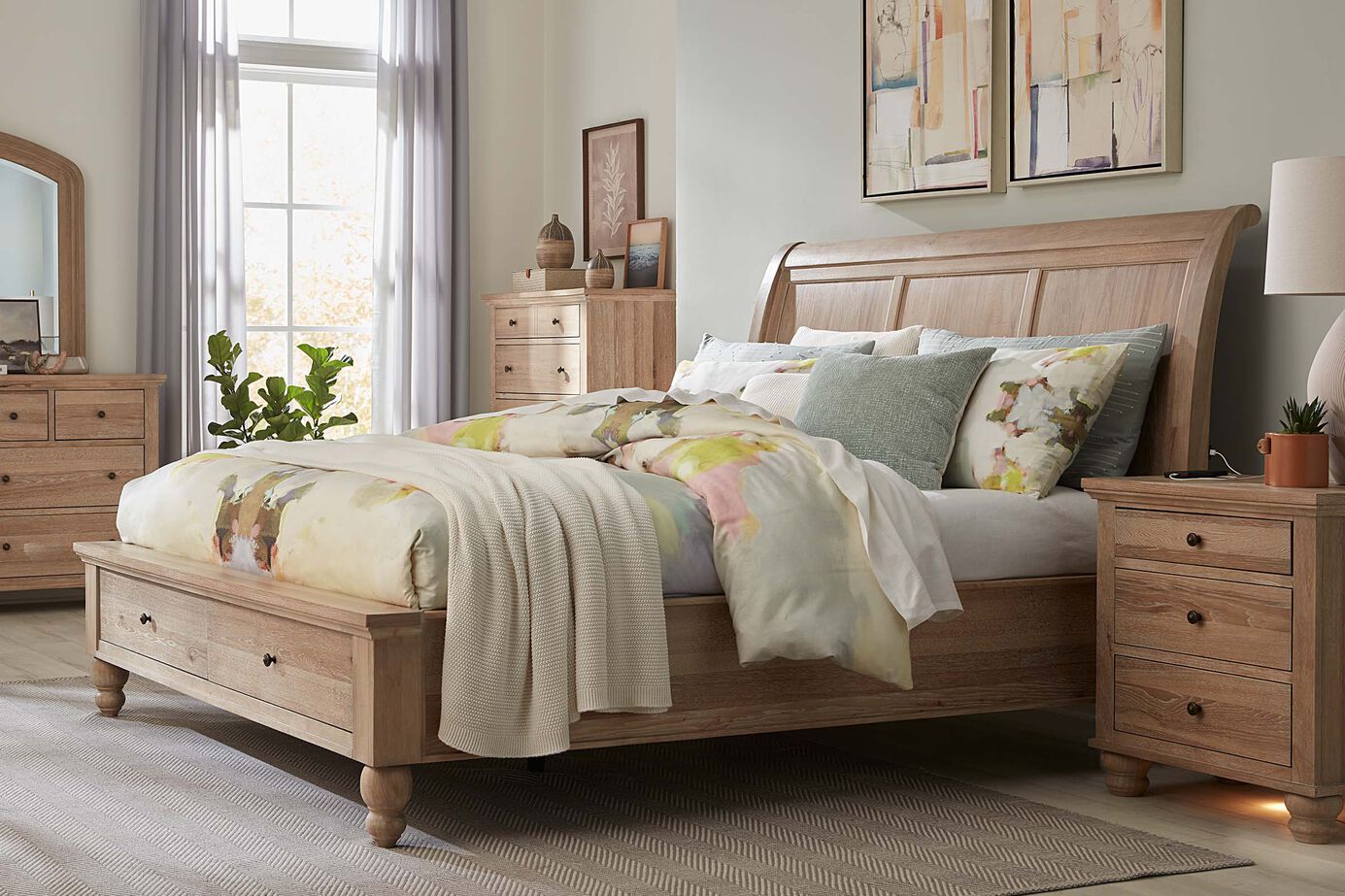 Aspen Home Cambridge Sleigh Bed with Storage image number 0