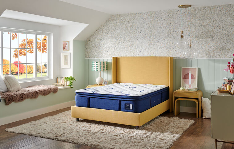 Stearns and Foster Studio Medium Pillow Top Mattress 14.5" image number 0