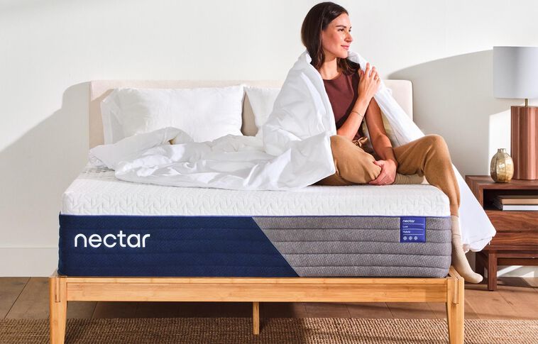 Nectar Luxe Hybrid Luxury Firm Mattress 14" image number 0