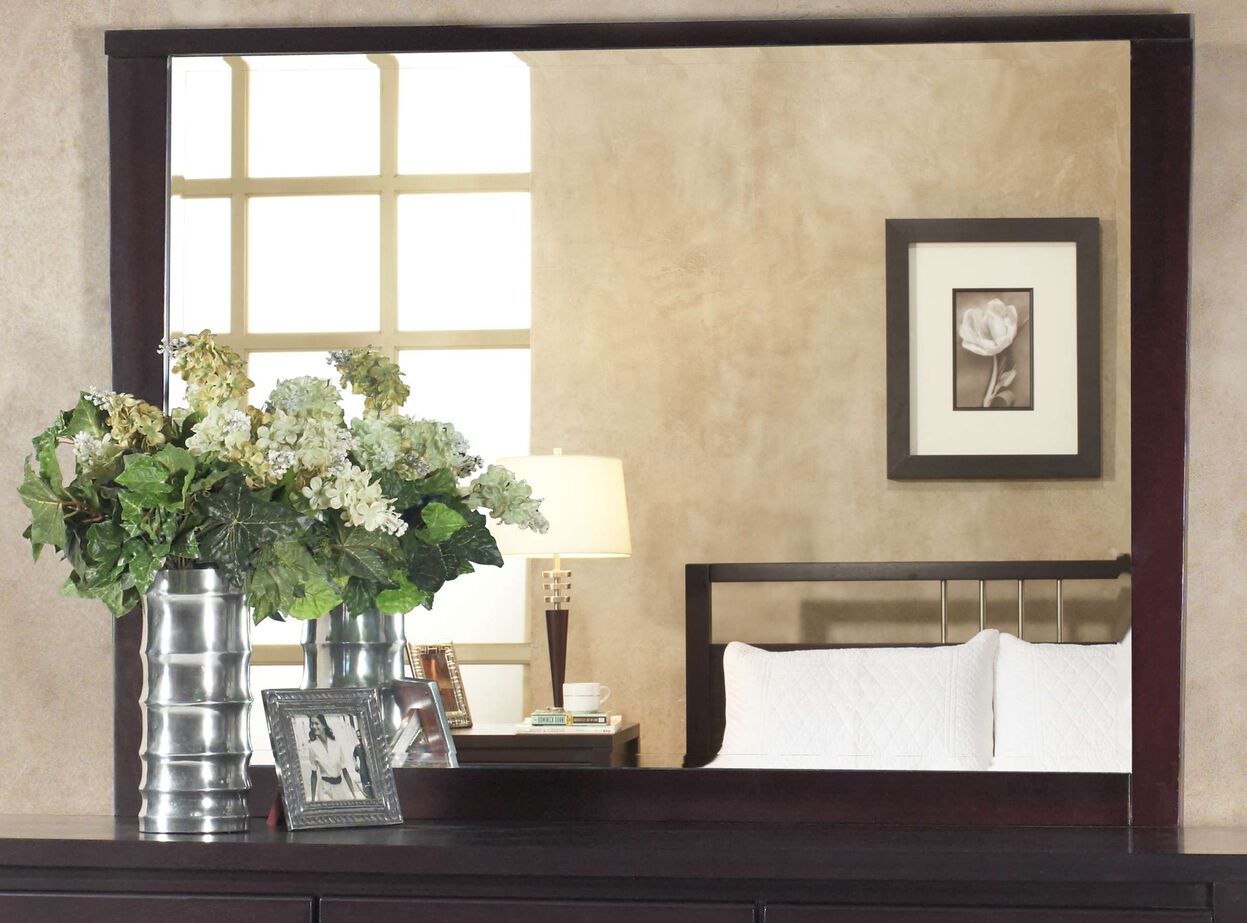 Modus Nevis Landscape Mirror image number 0