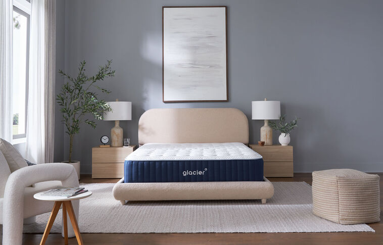 Glacier Original Hybrid Medium Firm Mattress 12" image number 2