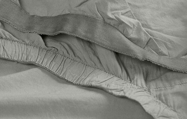 Purecare Dr. Weil Blended Linen Sheet Set image number 2