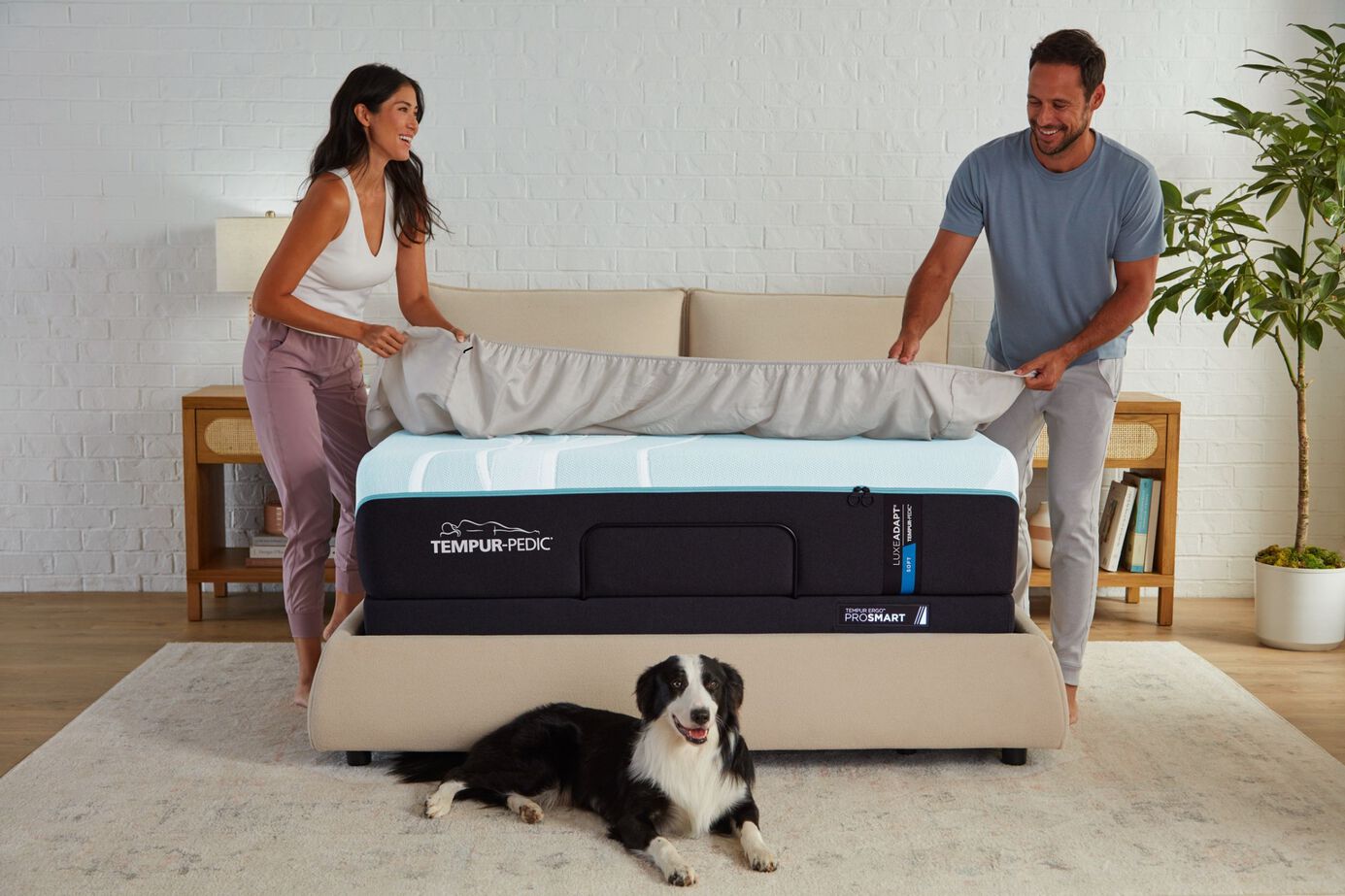 Tempur-Pedic LuxAdapt Soft Mattress 13" image number 0