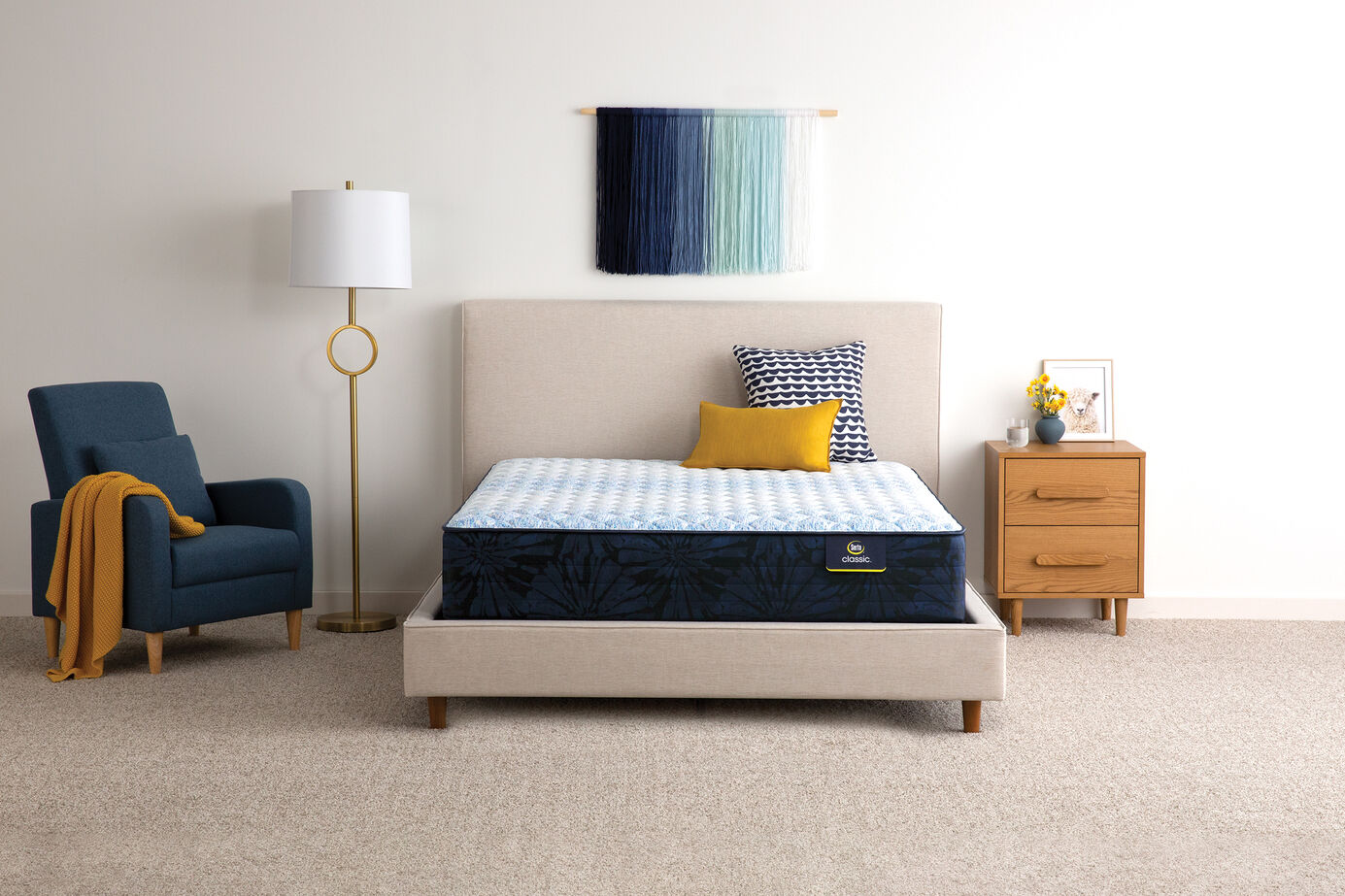 Serta Classic Desert Lily Firm Mattress 12.5" image number 0