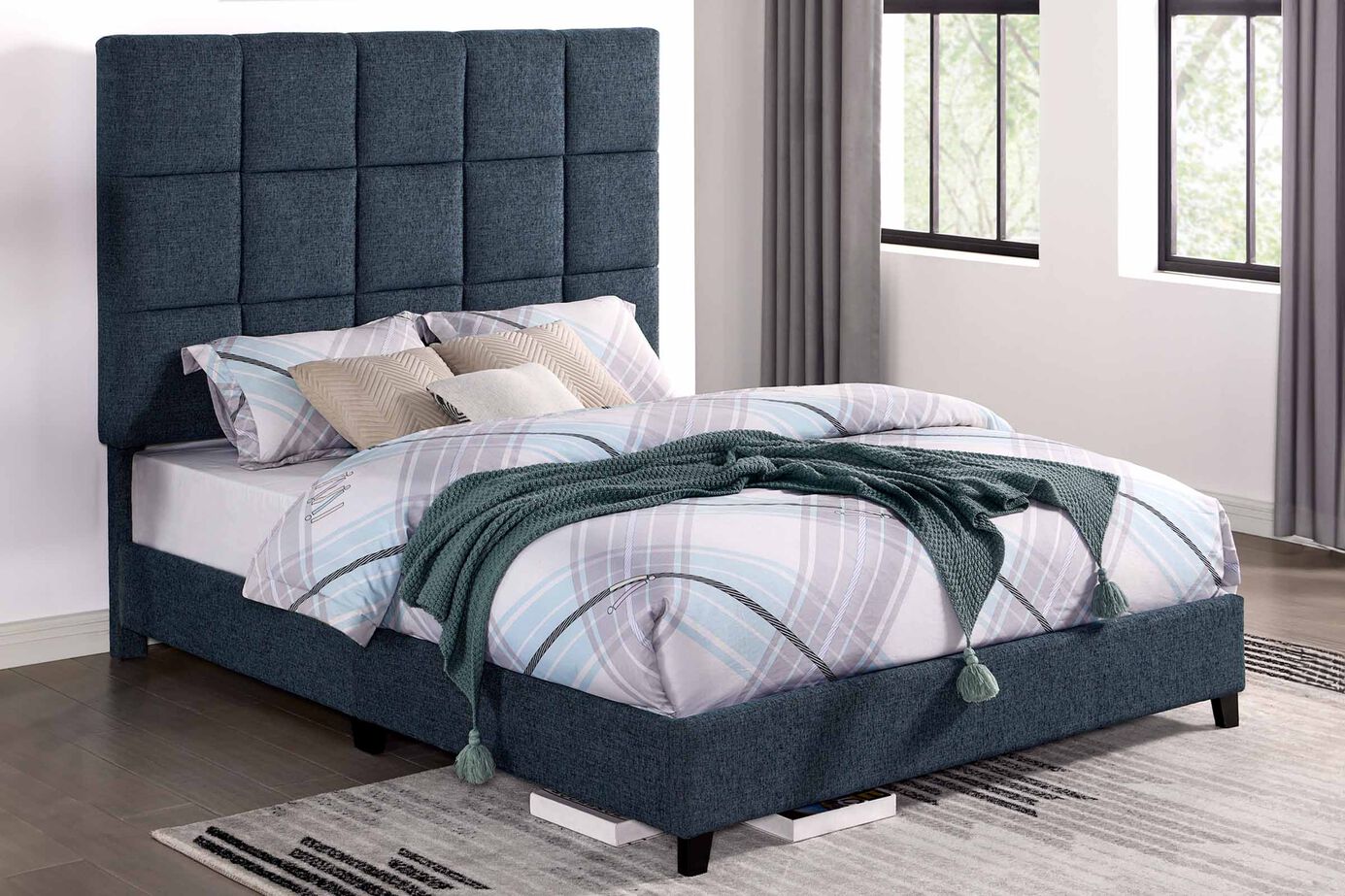 Legends Home Bridger Square Bed Complete image number 0