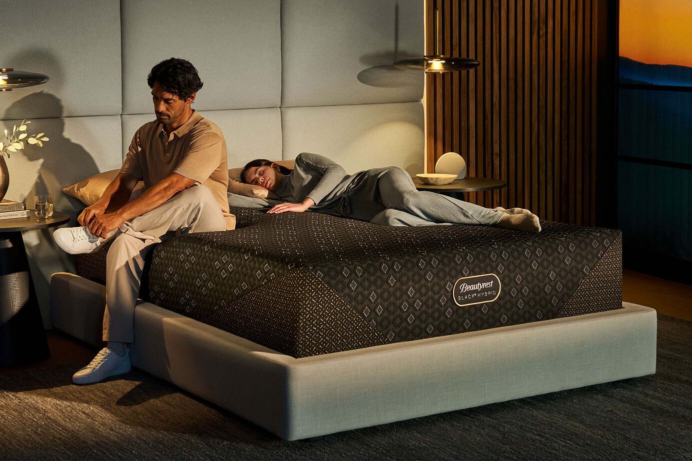 Beautyrest Black Hybrid Series Three XCS Plush Mattress 14.5" image number 3