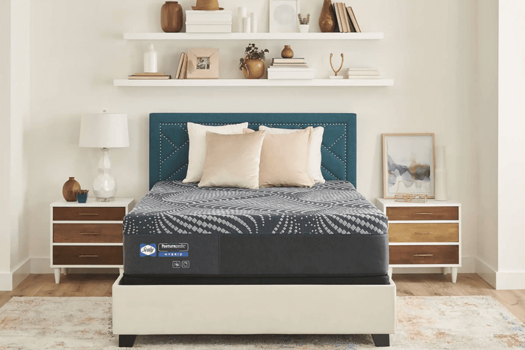 Sealy PosturePedic Plus Hybrid Brenham Soft Mattress 13.5"