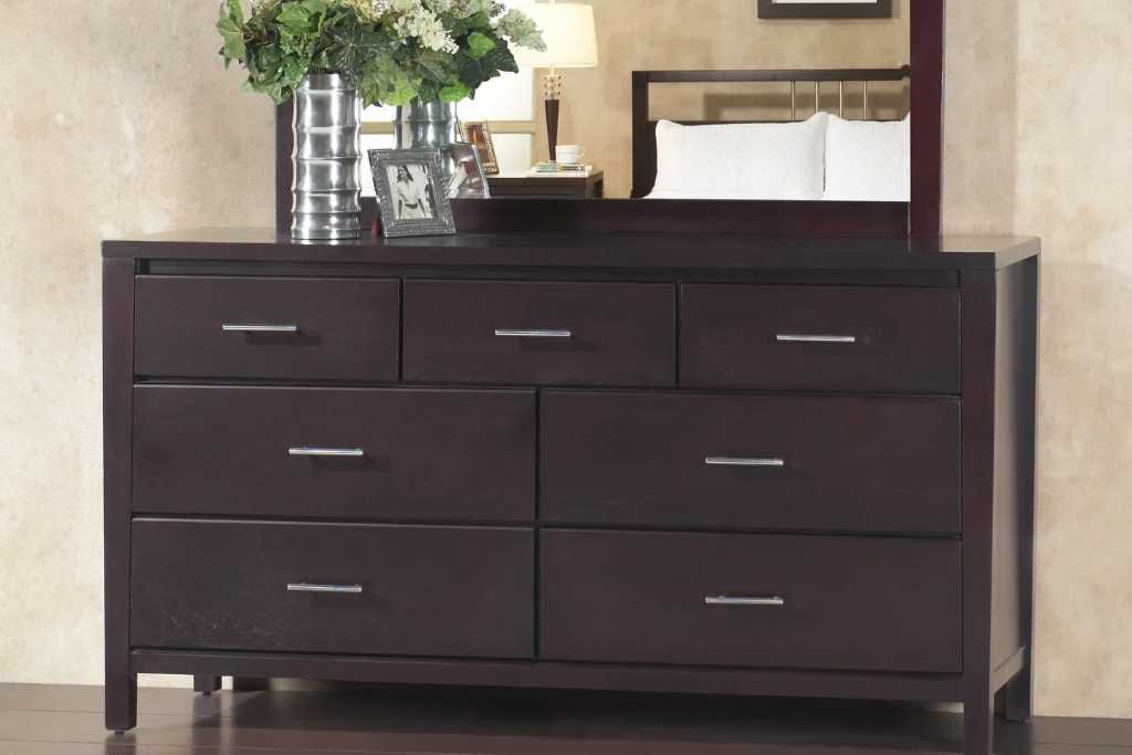 Modus Nevis 7 Drawer Dresser